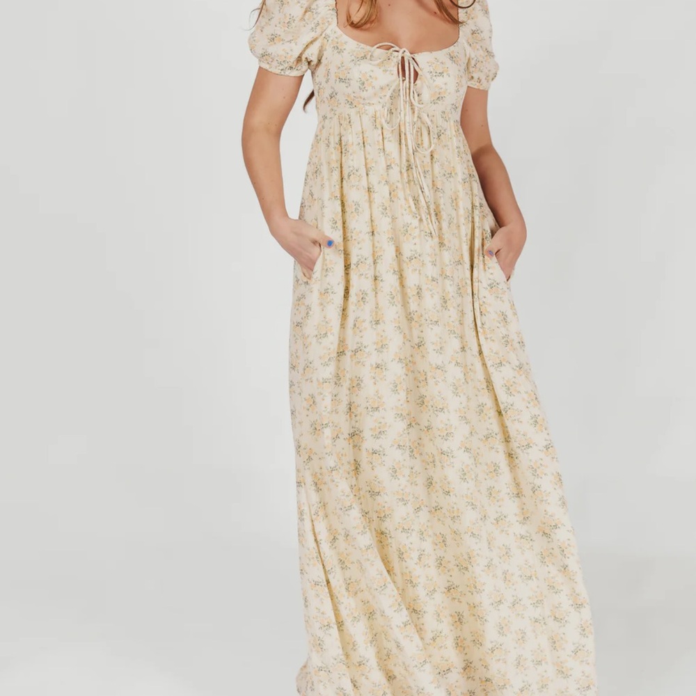 NWT Worth Collective Haven Floral Cream Maxi Dress